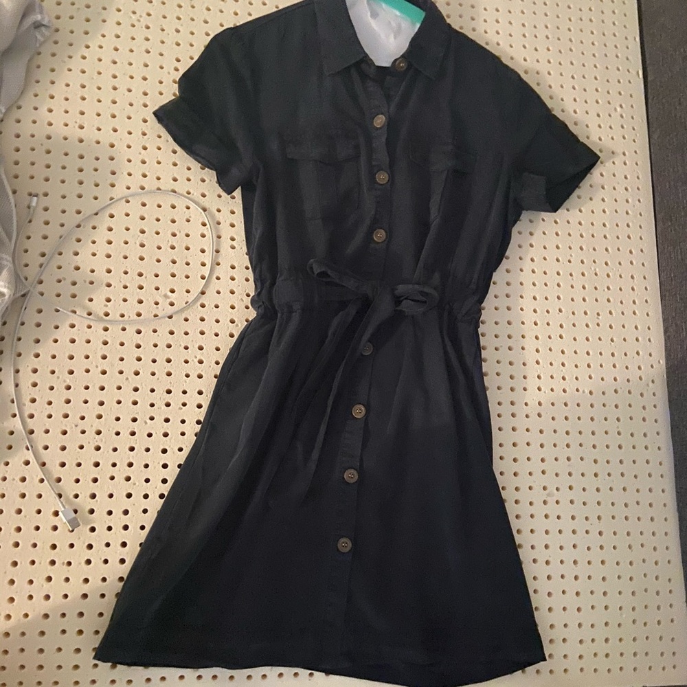 Velvet heart tie button down navy blue dress.